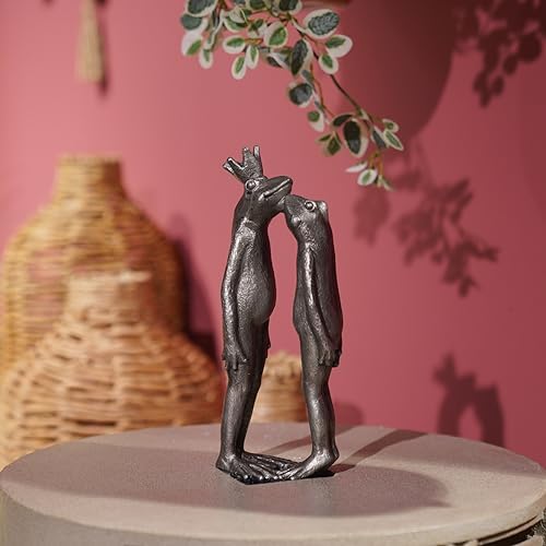 Couple Kiss Frog Garden Statue Outdoor Decor