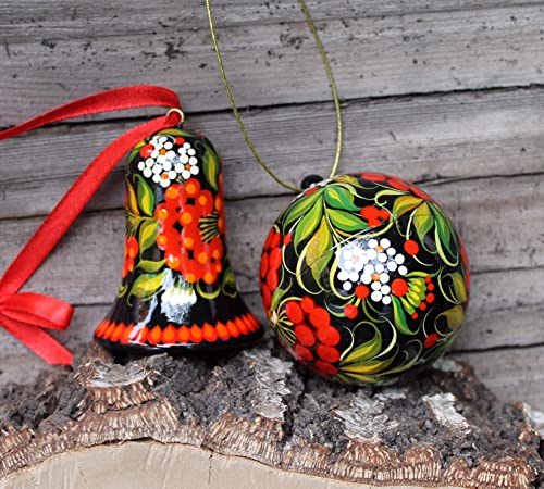 Hand Painted Christmas Ball with Gift Box 7 cm Wooden Ornament