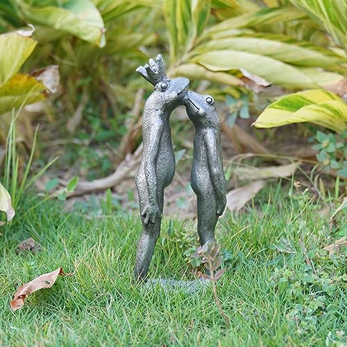 Couple Kiss Frog Garden Statue Outdoor Decor